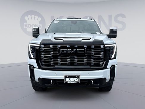 New 2026 GMC Sierra 2500 Denali Ultimate w/ Max Trailering Package AWD/4WD image 7