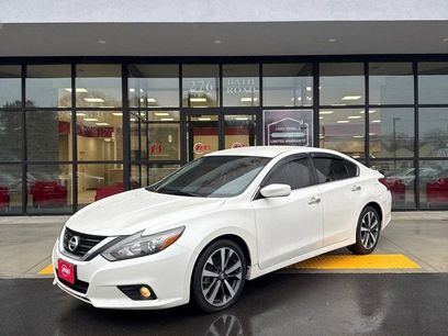 Used 2017 Nissan Altima 2.5 SR