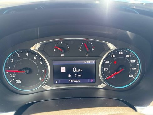 Used 2021 Chevrolet Traverse LT w/ LT Premium Package AWD/4WD image 59