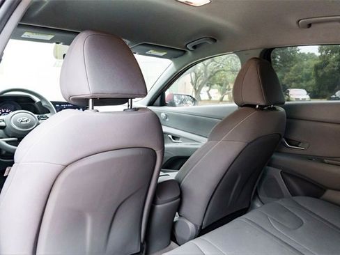 Certified 2022 Hyundai Elantra SEL w/ Cargo Package image 22