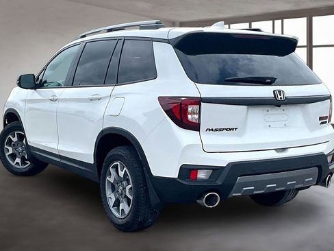 Used 2023 Honda Passport TrailSport image 4