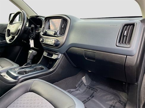 Used 2019 Chevrolet Colorado Z71 image 25