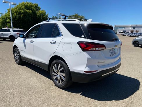 Used 2022 Chevrolet Equinox Premier AWD/4WD image 6