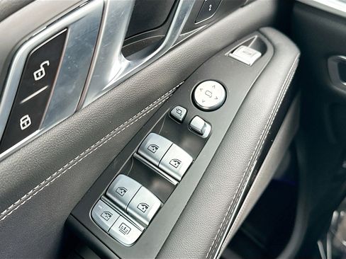 Certified 2024 BMW X7 M60i w/ M Sport Professional Package image 18