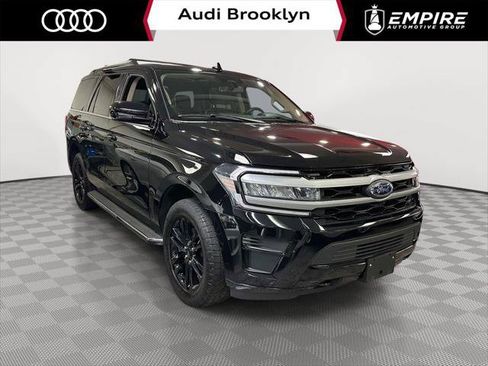 Used 2023 Ford Expedition XLT AWD/4WD image 1