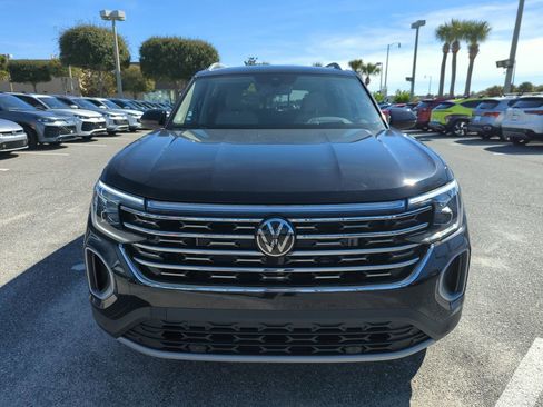 New 2026 Volkswagen Atlas SEL image 11