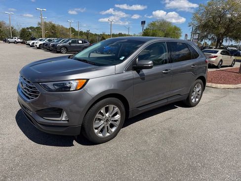 Used 2024 Ford Edge Titanium image 13