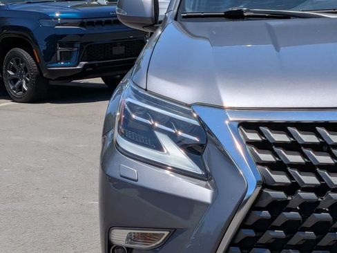 Used 2023 Lexus GX 460 Premium w/ Premium Package AWD/4WD image 11