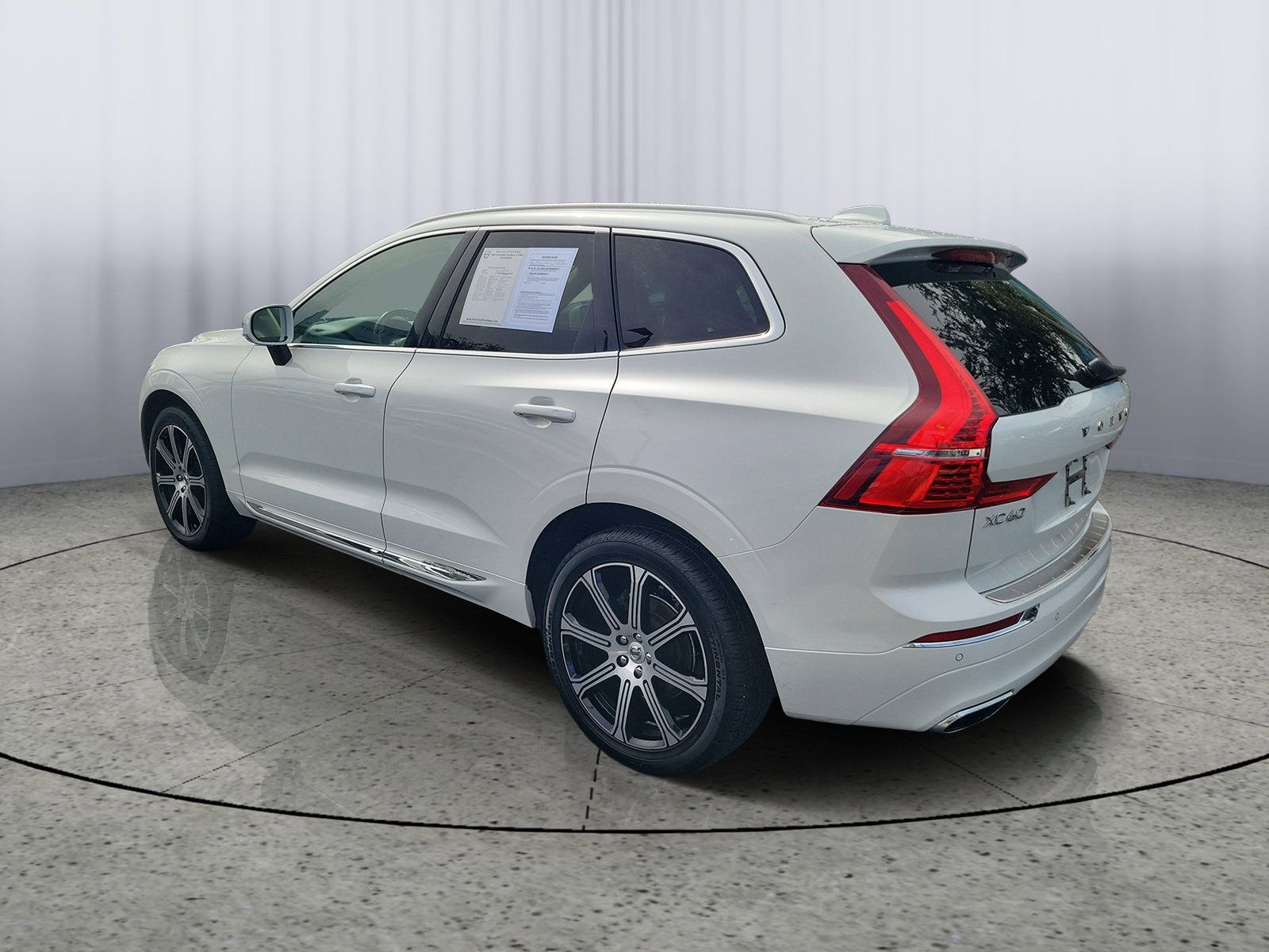 Used 2020 Volvo XC60 T5 Inscription w/ Protection Package Premier FWD image 4