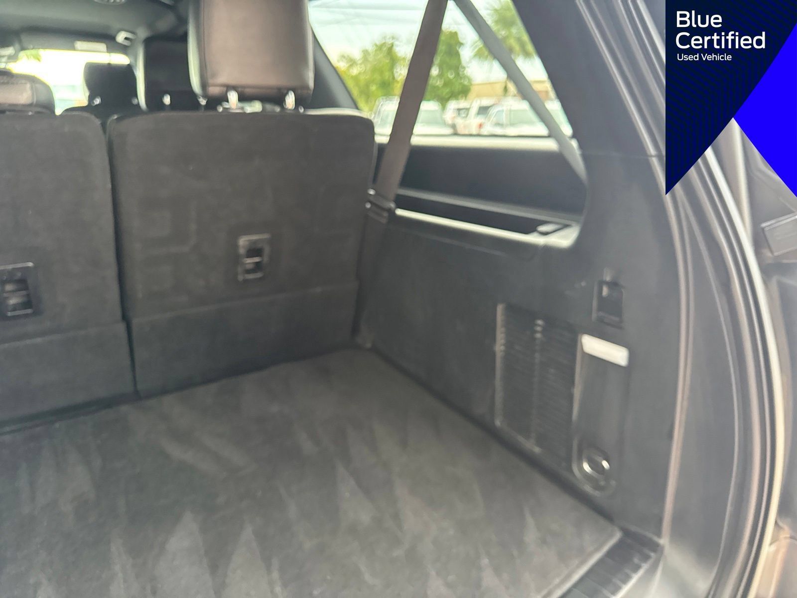 Used 2020 Ford Expedition Max XLT w/ Equipment Group 202A AWD/4WD image 40