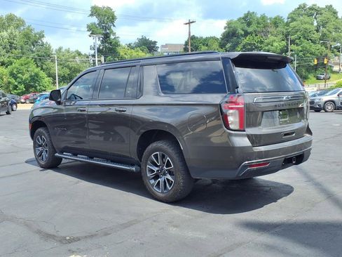 Certified 2021 Chevrolet Suburban Z71 w/ Z71 Off-Road Package image 3