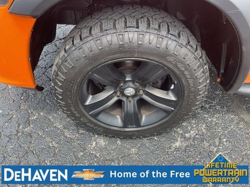 Used 2015 RAM 1500 Sport w/ Ignition Orange Sport Package AWD/4WD image 10