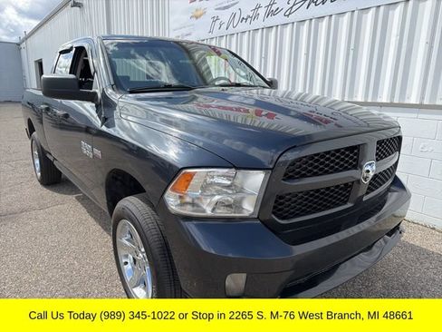 Used 2017 RAM 1500 Express AWD/4WD image 6