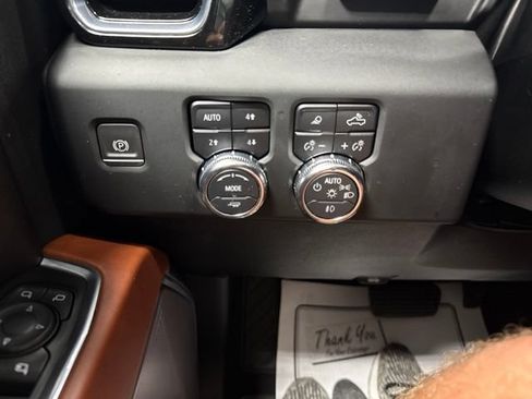 Used 2023 GMC Sierra 1500 Denali Ultimate AWD/4WD image 15