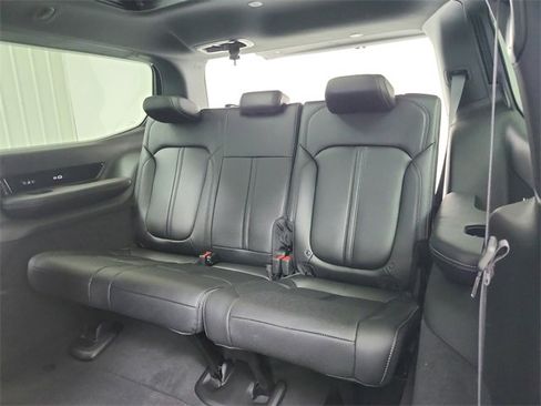 New 2026 Jeep Grand Wagoneer Summit image 37