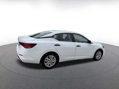 Used 2025 Nissan Sentra S FWD image 15