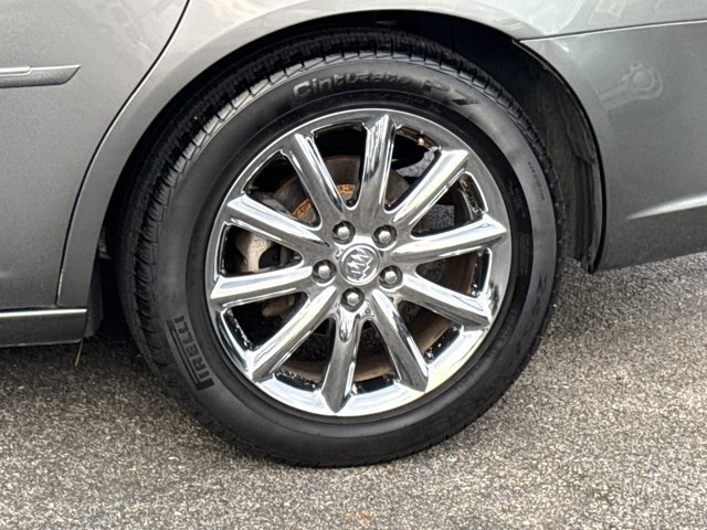 Used 2006 Buick Lucerne CXS w/ Driver Confidence Package FWD image 5