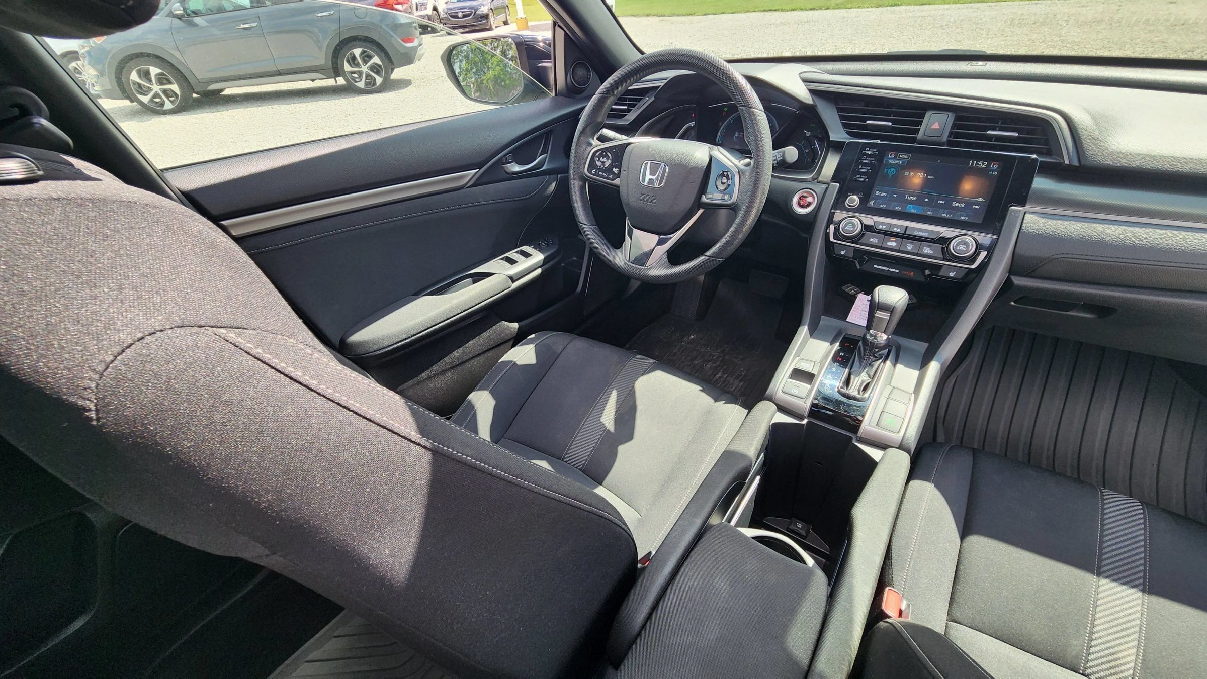 Used 2019 Honda Civic EX image 12