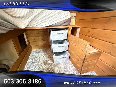 Used 2019 Mercedes-Benz Sprinter 144 w/ Premium Plus Package image 41