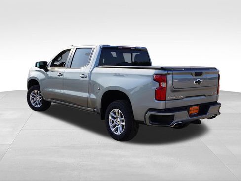 Used 2023 Chevrolet Silverado 1500 RST AWD/4WD image 7