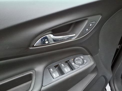 Used 2019 Chevrolet Equinox LT image 15