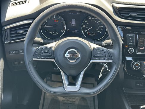 Used 2020 Nissan Rogue Sport S FWD image 23