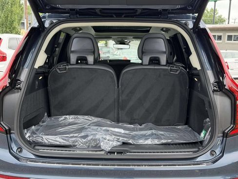 New 2026 Volvo XC90 B6 Ultra w/ Lounge Package AWD/4WD image 13