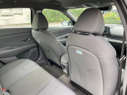 New 2026 Hyundai Elantra SE FWD image 30