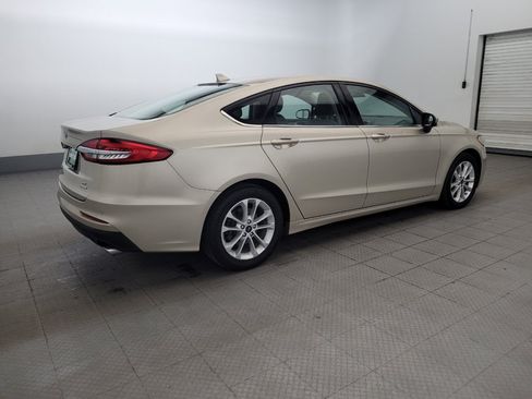 Used 2019 Ford Fusion SE FWD image 10