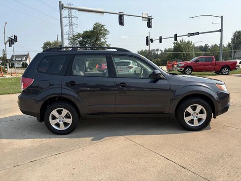 Used 2012 Subaru Forester 2.5X w/ Popular Pkg 3 AWD/4WD image 4