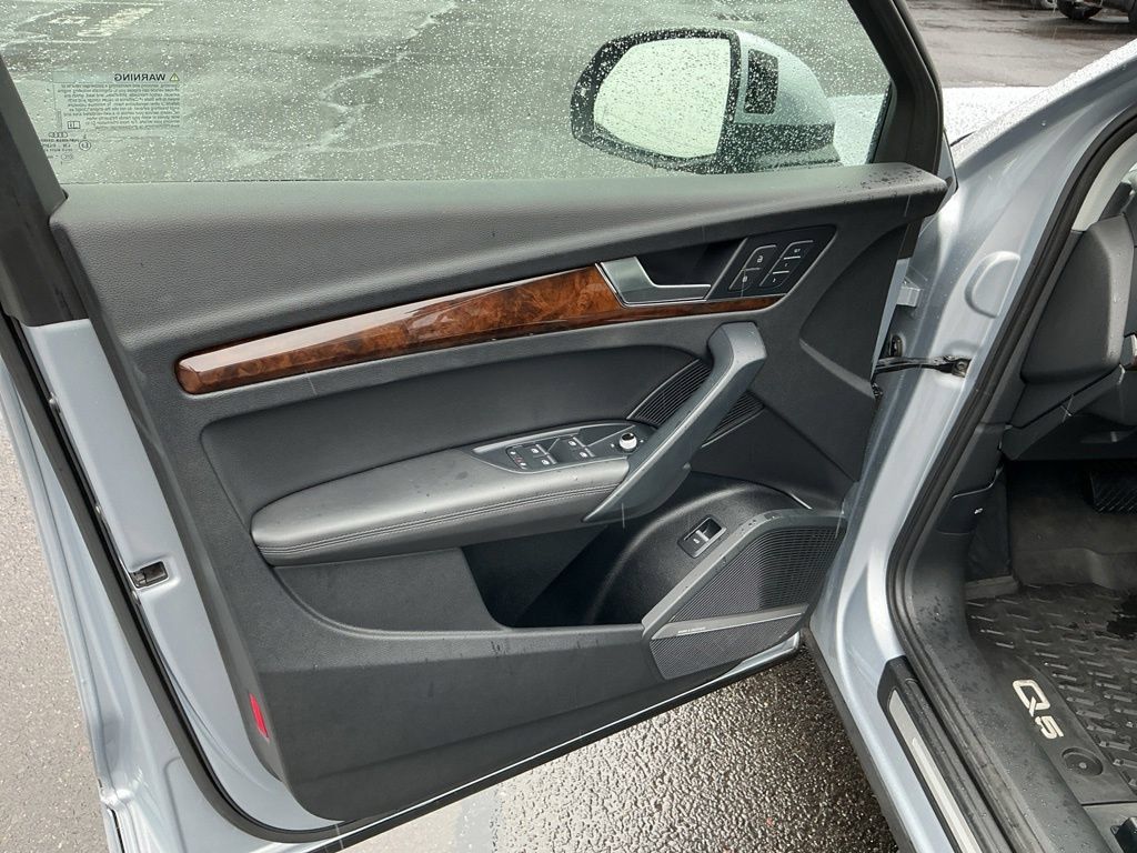 Used 2019 Audi Q5 Prestige AWD/4WD image 16