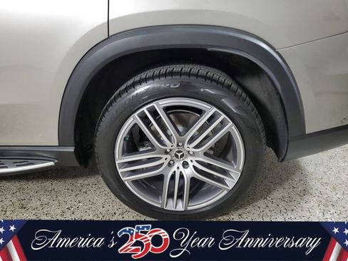 Used 2022 Mercedes-Benz GLS 450 4MATIC image 10