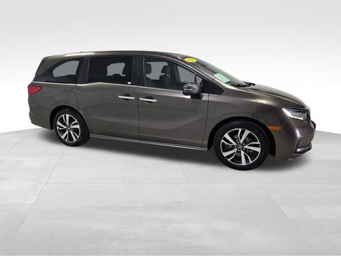 Used 2023 Honda Odyssey Touring image 25