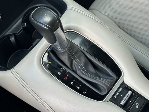 Certified 2023 Honda HR-V EX-L image 20