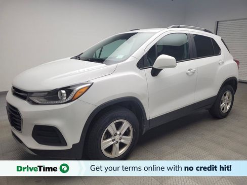 Used 2022 Chevrolet Trax LT w/ LT Convenience Package AWD/4WD image 1