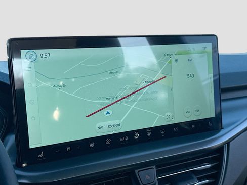 New 2026 Ford Escape SE w/ Class II Trailer Tow Package image 9