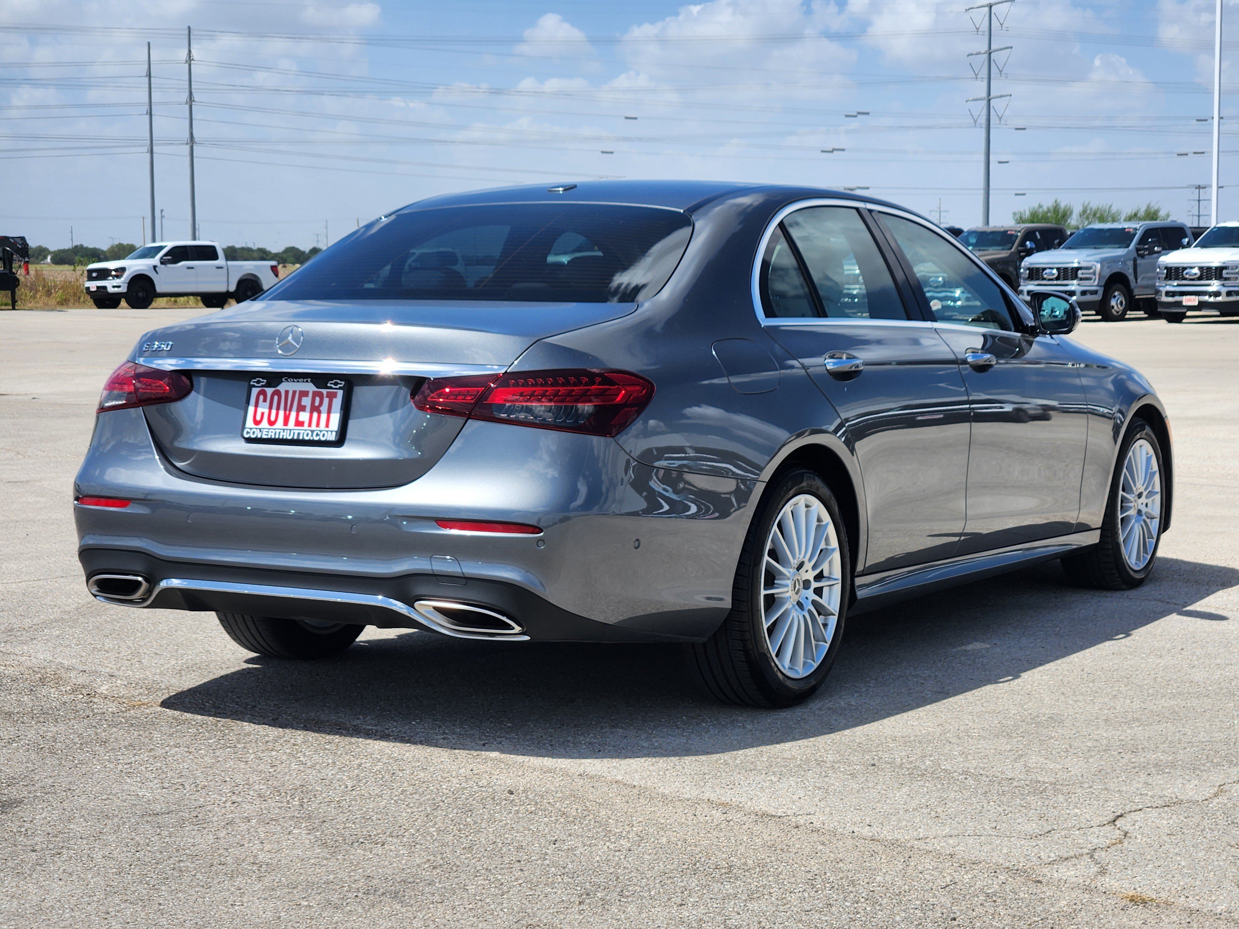 Used 2022 Mercedes-Benz E 350 Sedan image 5