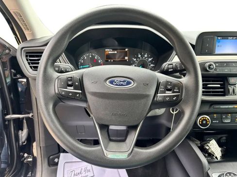 Used 2022 Ford Escape S FWD image 11