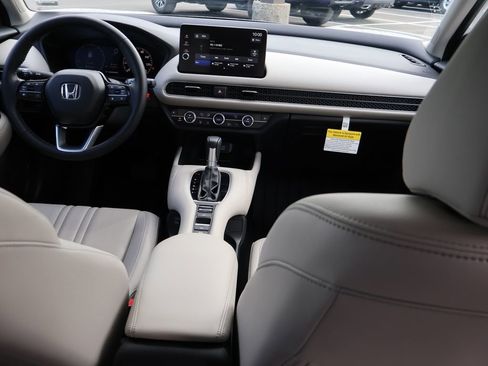 Certified 2026 Honda HR-V EX-L image 13