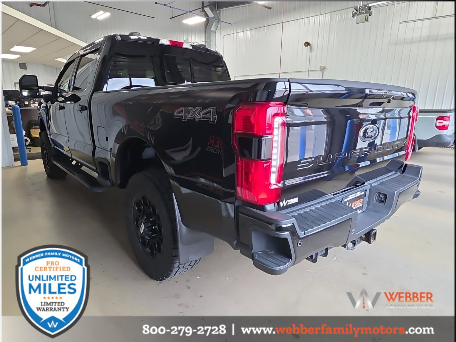Used 2024 Ford F350 Lariat w/ Lariat Ultimate Package AWD/4WD image 11