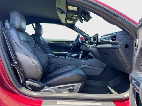 Used 2025 Ford Mustang GT Premium w/ GT Performance Package RWD image 15