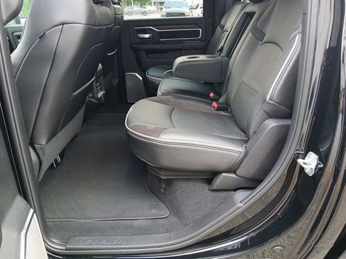New 2026 RAM 3500 Laramie AWD/4WD image 22