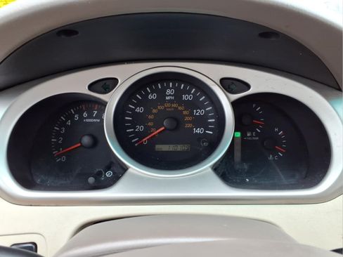 Used 2005 Toyota Highlander 2WD V6 image 17