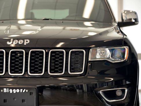 Used 2018 Jeep Grand Cherokee Limited AWD/4WD image 11