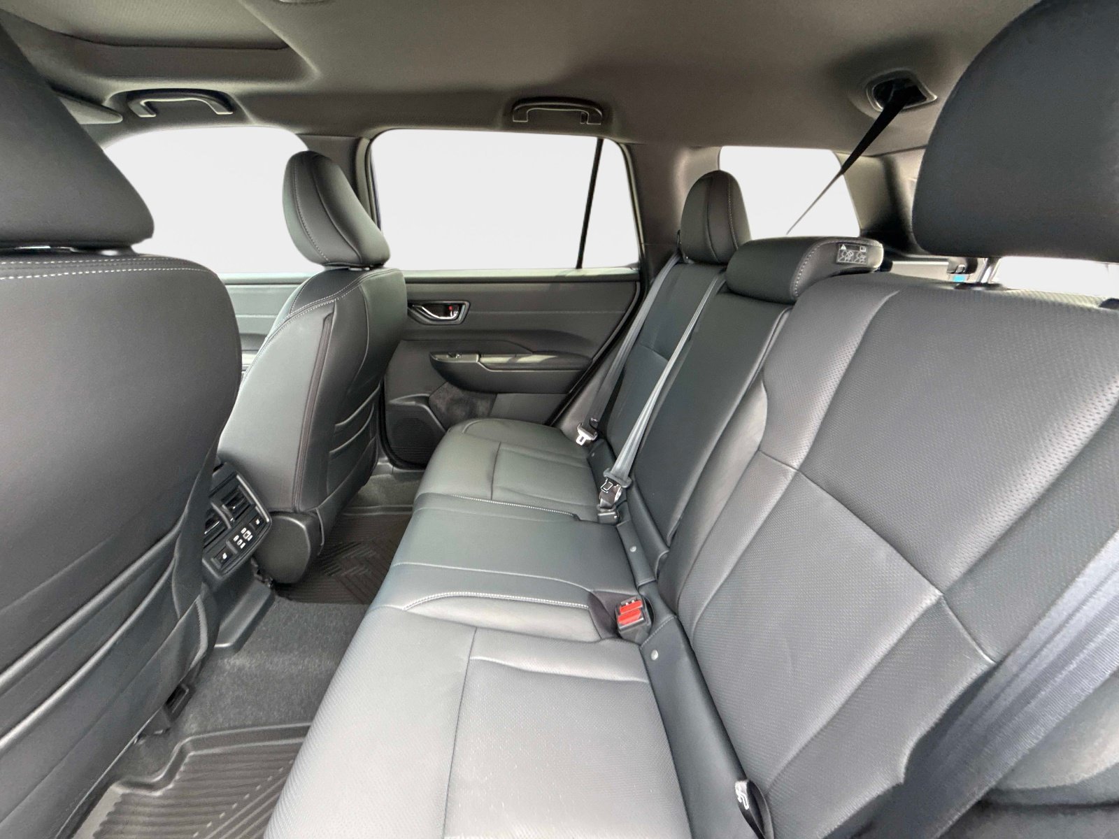 New 2026 Subaru Outback Touring XT AWD/4WD image 15