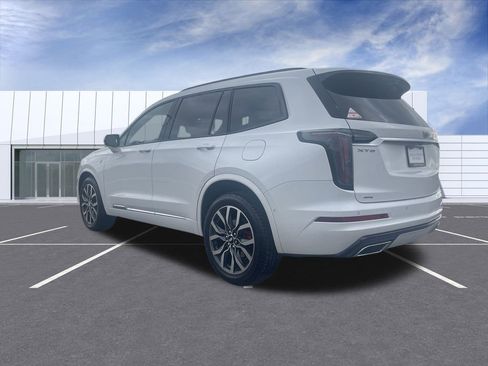Certified 2023 Cadillac XT6 Sport w/ Technology Package image 6