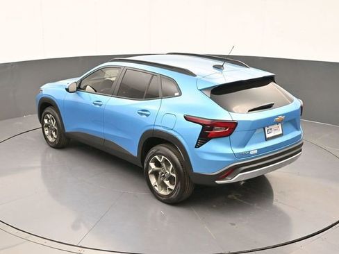 New 2026 Chevrolet Trax LT w/ Driver Confidence Package FWD image 54