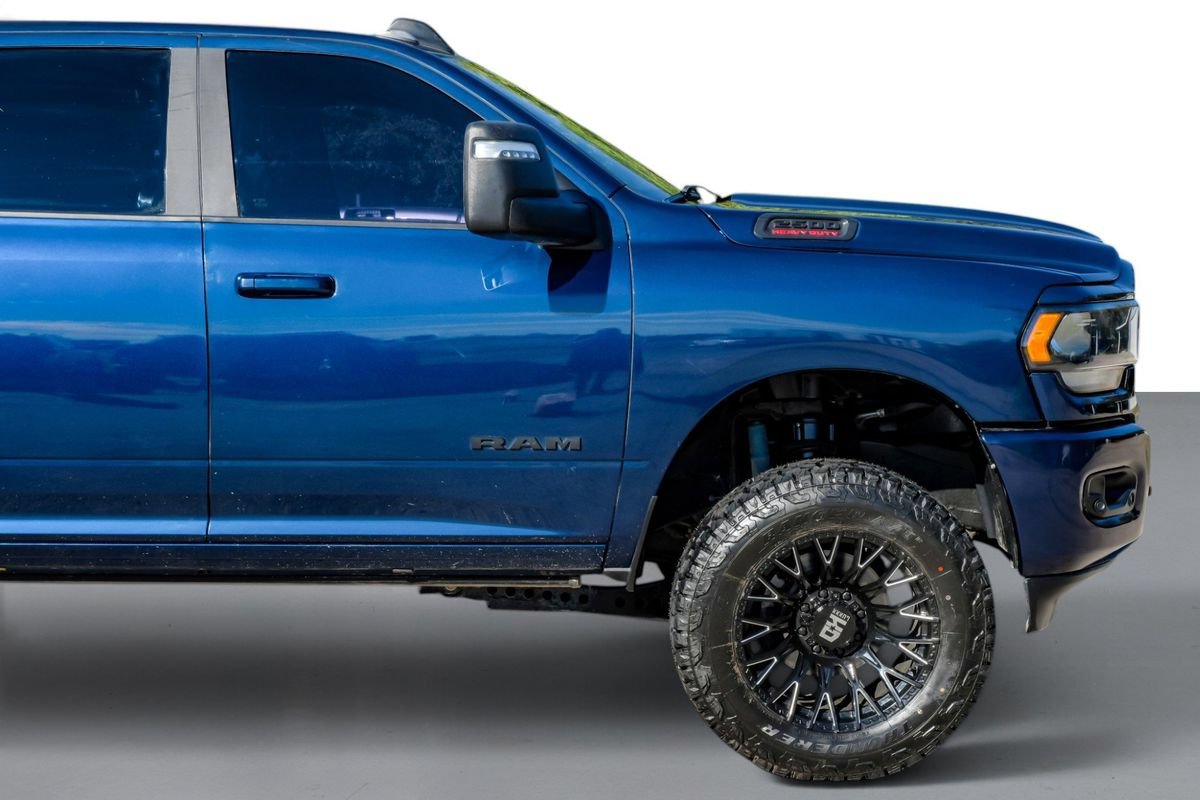 Used 2024 RAM 2500 Big Horn w/ Night Edition AWD/4WD image 8