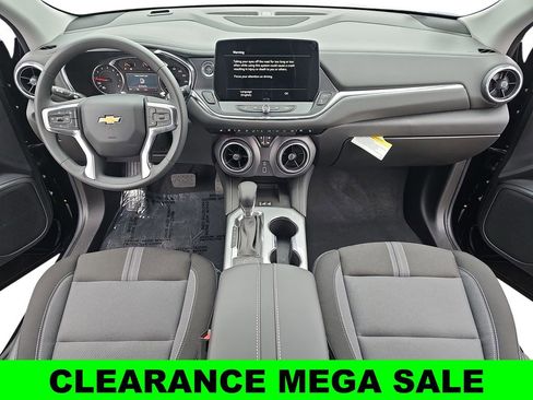 New 2025 Chevrolet Blazer LT w/ Convenience Package image 9