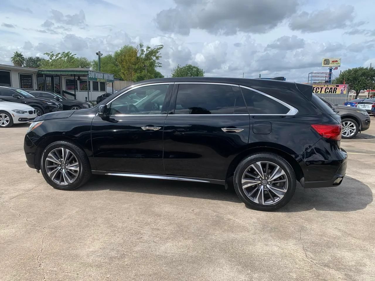 Used 2019 Acura MDX w/ Technology Package FWD image 9
